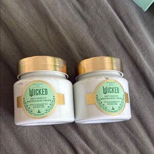 Beekman 1802 Whipped Body Cream - Gold and White